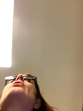 NataKitten live sex cam