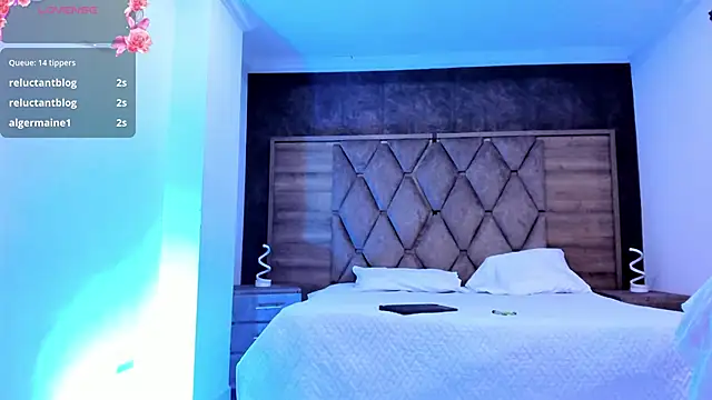 RosalineGrey live sex cam