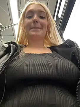 Milkyy_wway live sex cam