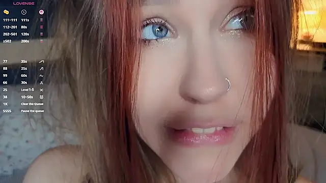 MaliaBourraine live sex cam