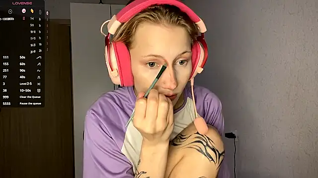 FoxySable's cam snapshot