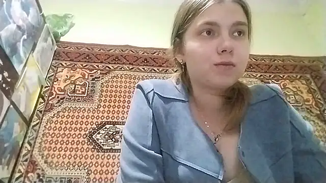 KikiBang's cam snapshot