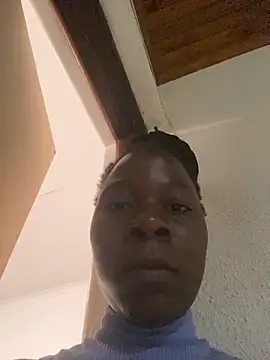 Crazyqueenxxx's cam snapshot