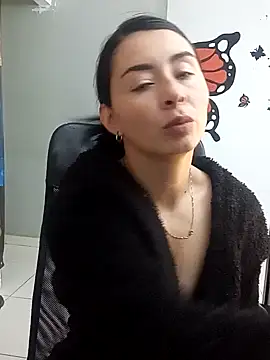 NathyMilf_'s cam snapshot