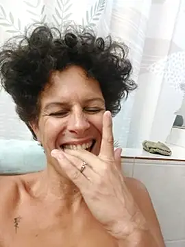 LightedWoman's cam snapshot