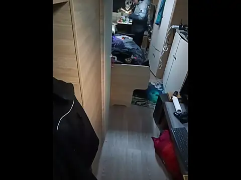 Ebinator666's cam snapshot