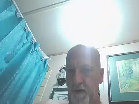 Yankeedave420's cam snapshot