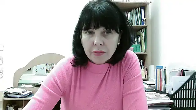 Viknika live sex cam