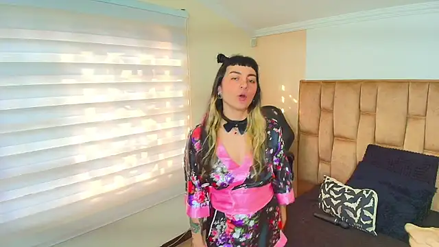 Naughty_Kittenm live sex cam