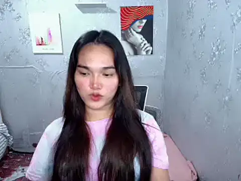 MoaningKylie live sex cam