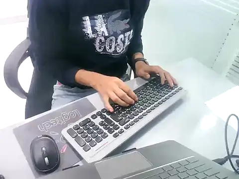 rahulkajuuu0909 live sex cam