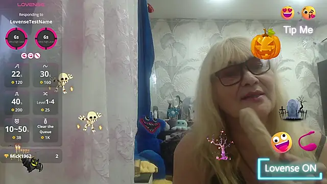 CamDiva113 live sex cam