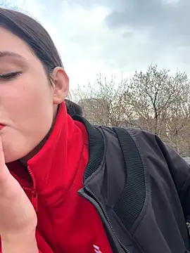 KikiWatson live sex cam