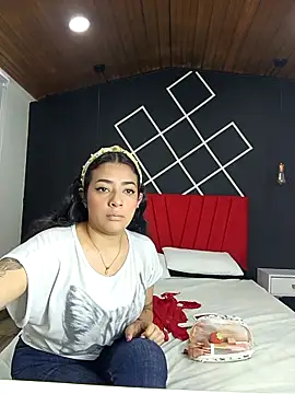 Logan_Chloe live sex cam