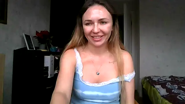 AngelinaLove28's cam snapshot