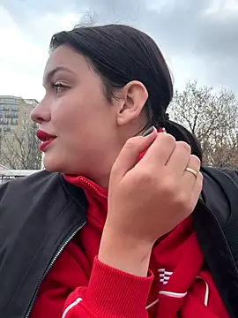 KikiWatson's cam snapshot