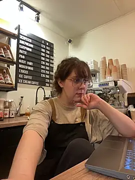 cinnabon_'s cam snapshot