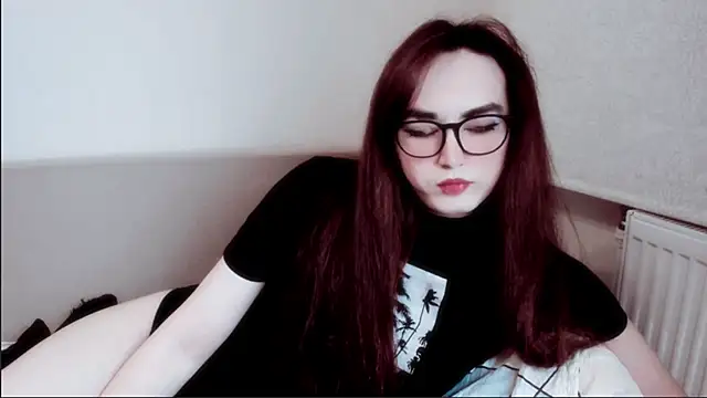 MinniMaksy live sex cam