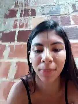 chaparritahot99's cam snapshot