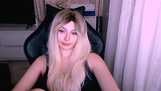 beauty_blonde's cam snapshot