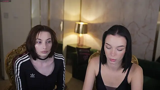 Rita_Moon054's cam snapshot