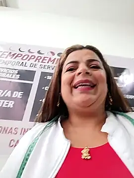 Mia-Glow live sex cam