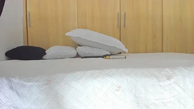 Austin_Bitch's cam snapshot