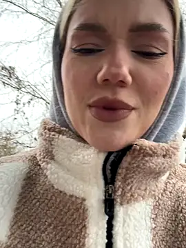 MilaMoone's cam snapshot