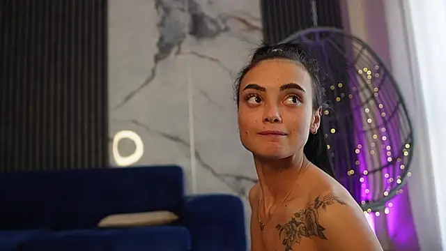 RachelRavee live sex cam