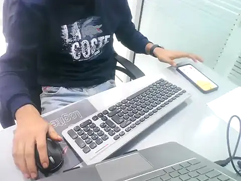 rahulkajuuu0909's cam snapshot