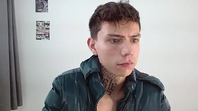 hot_teo_'s cam snapshot