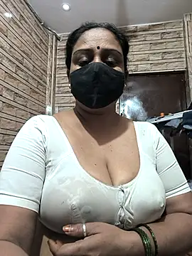 MissNaina's cam snapshot