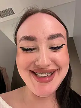 KiraSunshine's cam snapshot