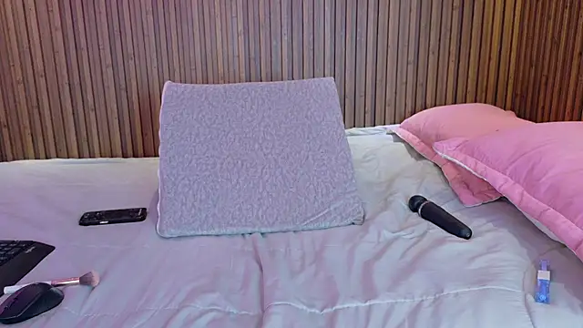 GabyRose9's cam snapshot