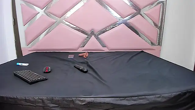 LicyStark's cam snapshot