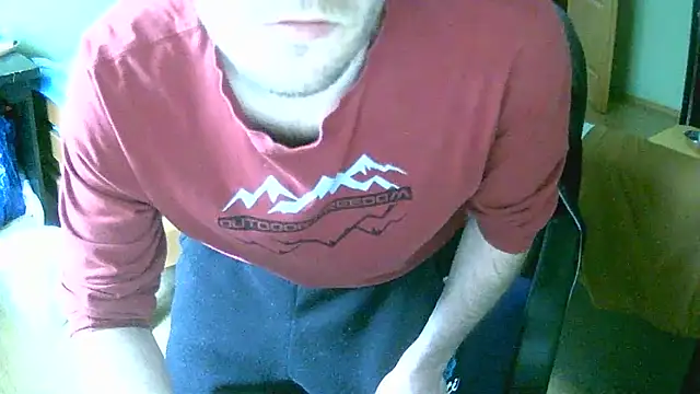 dado-hot12's cam snapshot