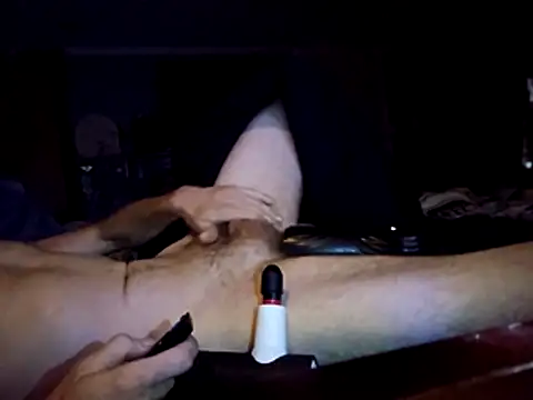 ThatPlatinumD's cam snapshot