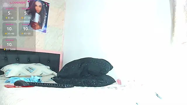 k_stormi_ live sex cam