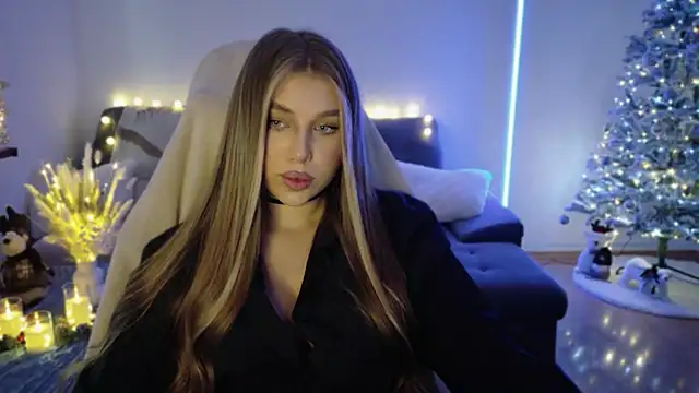 _your_Tessa_'s cam snapshot