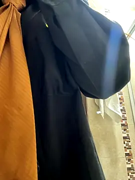 Emily-7_ live sex cam