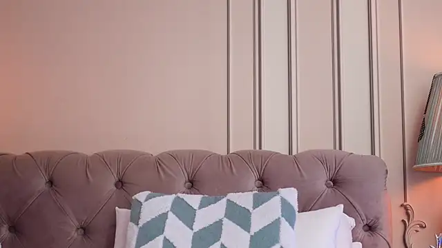 MayaVixxen live sex cam