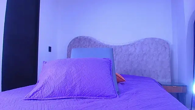 shelsyloreds live sex cam