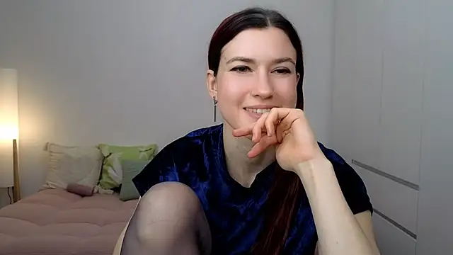 AliciaNewell live sex cam