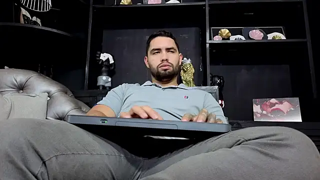 matteosantos live sex cam