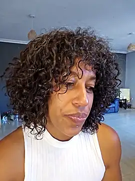 Goldenlace live sex cam