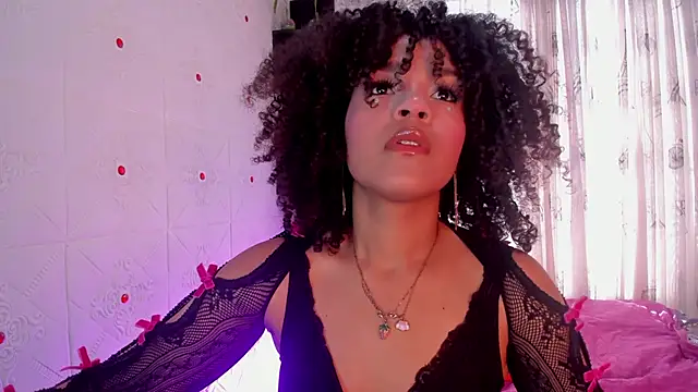 Serena_Fey's cam snapshot