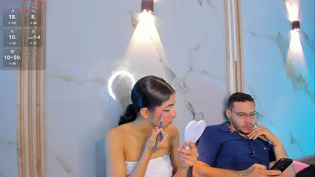 Aron_and_molly's cam snapshot