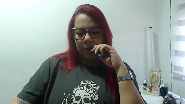 Rebecagiraut's cam snapshot