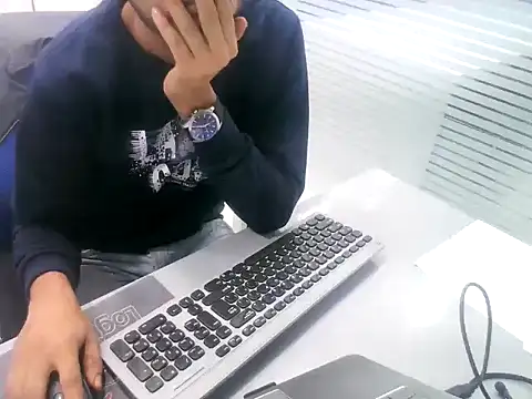 rahulkajuuu0909's cam snapshot