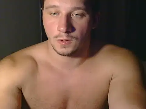 LionEdwin's cam snapshot